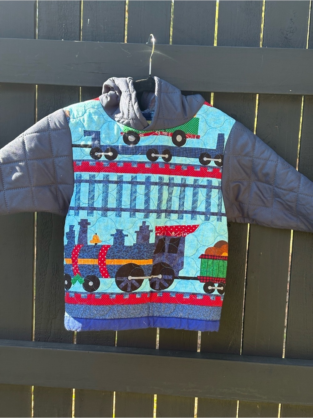 2T/3T kids  Quilted Train Print Jacket - Blue